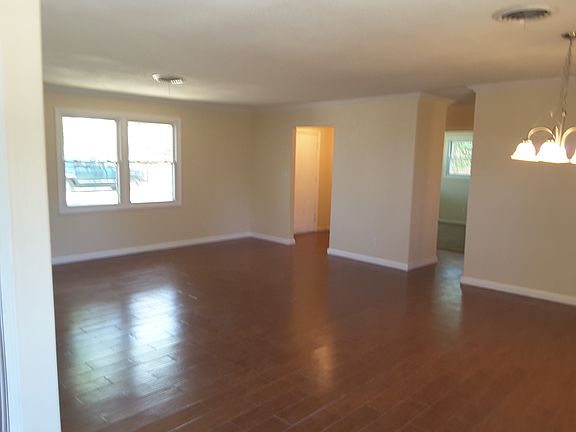 Open living area plan 