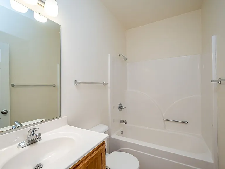 30 Redtail Bnd #1-12 — Photo 10