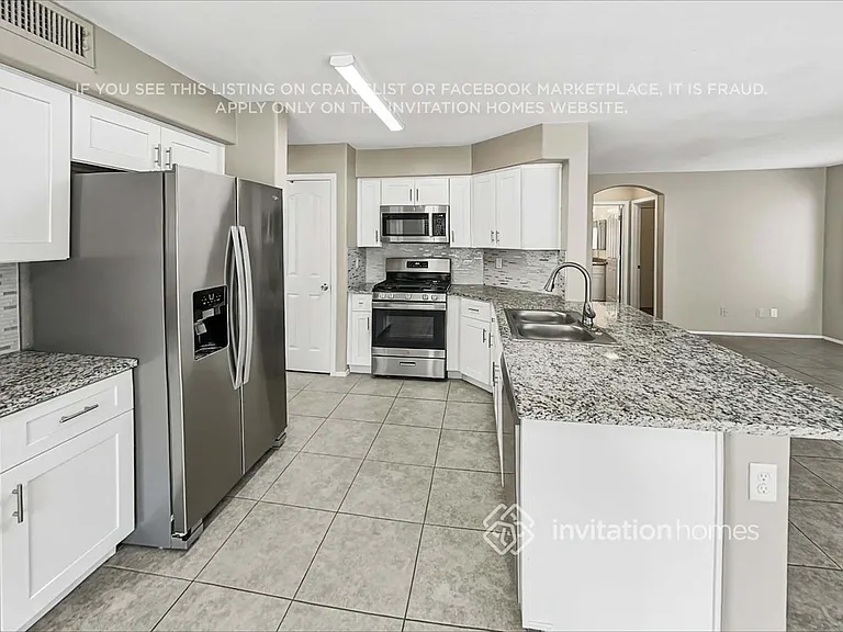 6538 W Prickly Pear Trl — Photo 11