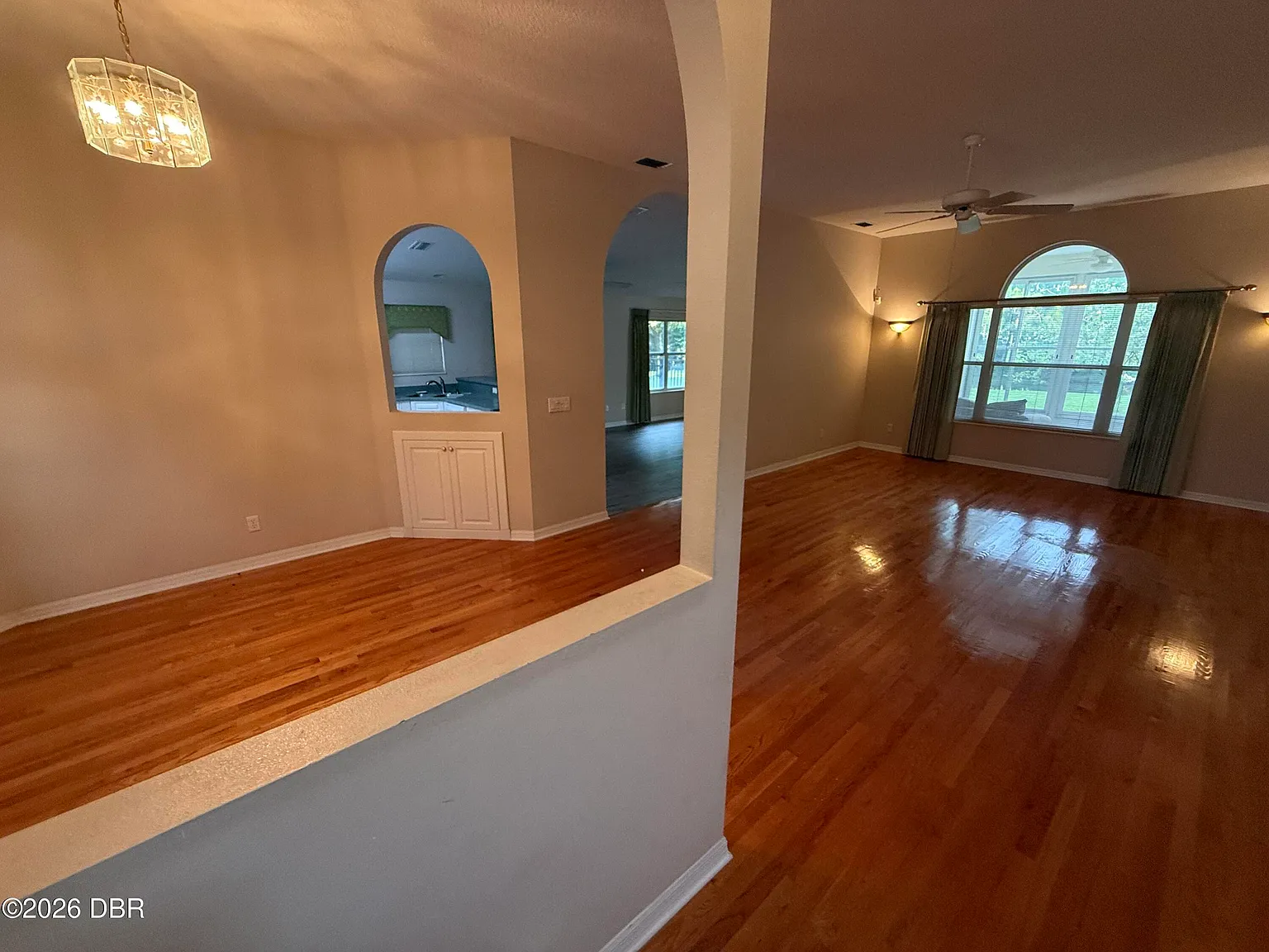 3 bed, 2.5 bath, 2163 sqft, $2,800 — Photo 3