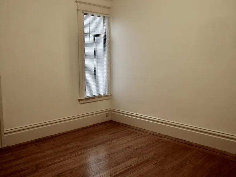339 20th Ave #339 — Photo 3