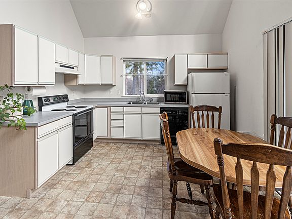 4th image of 143 Parkview Ln