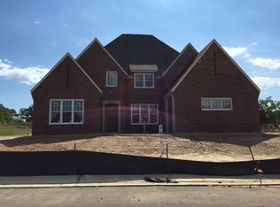 1542 Exmoor Ln, Collierville, TN 38017
