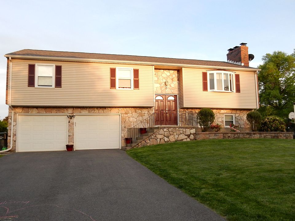 1st image of 178 N Condor Dr