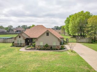 12141 Cooper St, Lindale, TX 75771