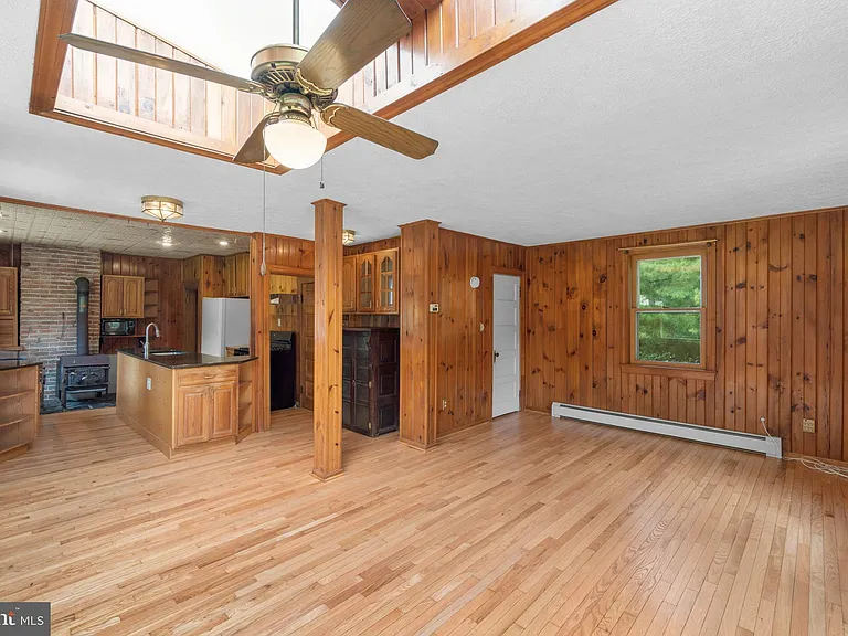 3560 Church Rd — Photo 7