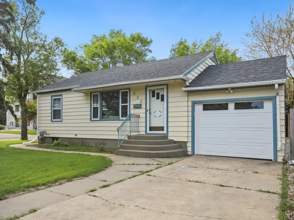 520 10th Ave SE, Aberdeen, SD 57401