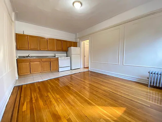 Rented by Contact Realty | media 20