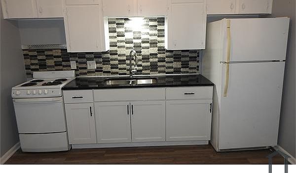 1st image of 113 Park Ave #A