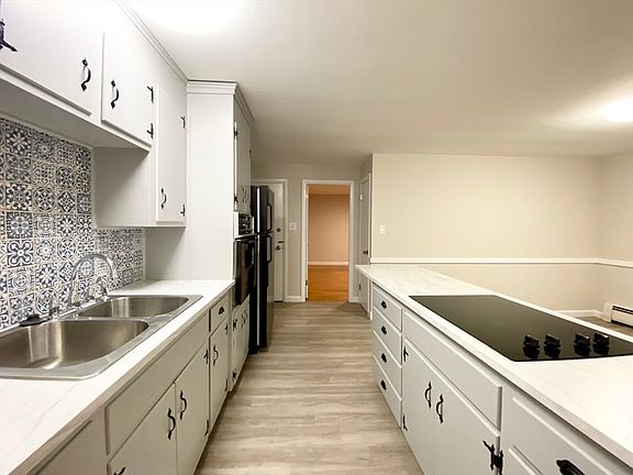 3rd image of 57 Kimball Ave APT 2
