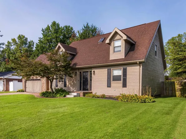 641 Woodbriar Ct, Evansville, IN 47715