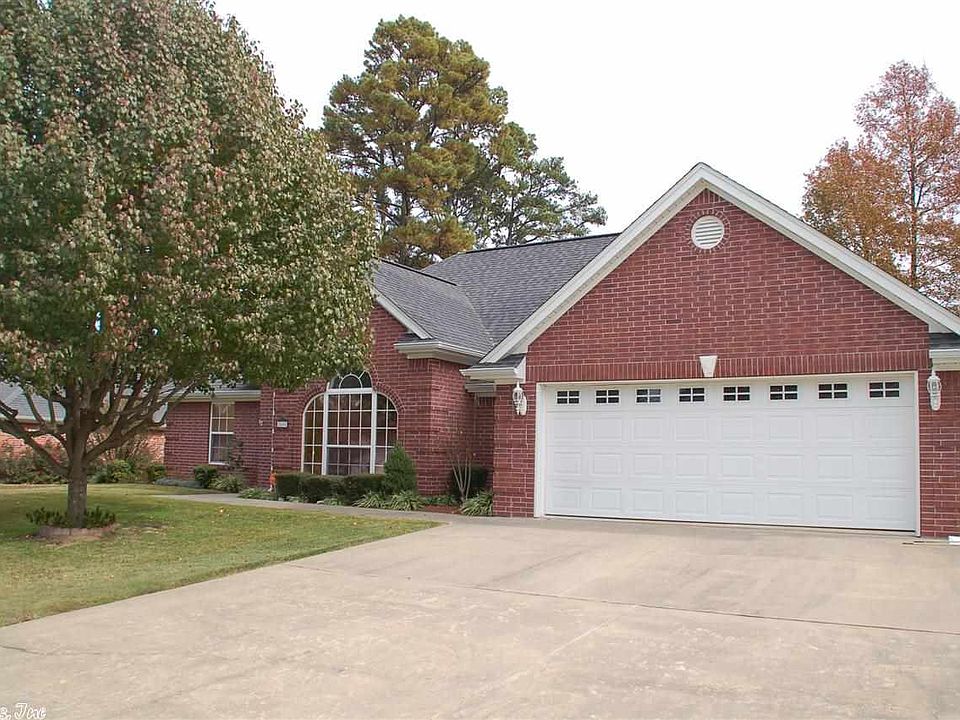 1st image of 2608 Michelle Dr