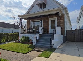 196 Barnard St APT 2, Buffalo, NY 14206