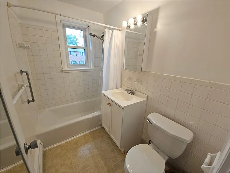 70 Carroll Ave #1004 — Photo 32