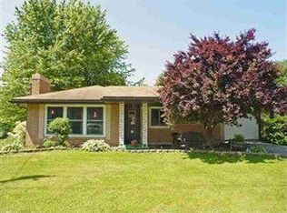 65 Dale St, New Cumberland, WV 26047