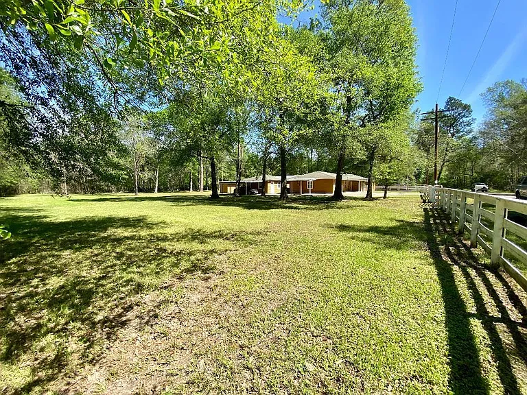 10451 N Essex Dr — Photo 19