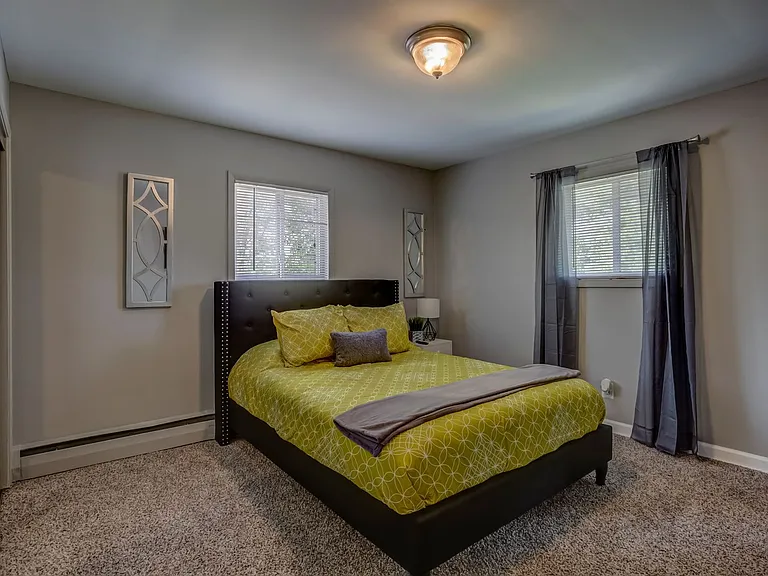 649 Maple Rd — Photo 14