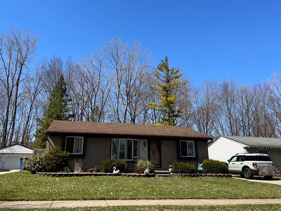 1st image of 1248 Surrey Hts