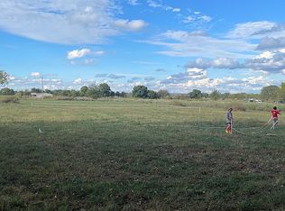 16914 Ditmars Rd, Prairie Grove, AR 72753