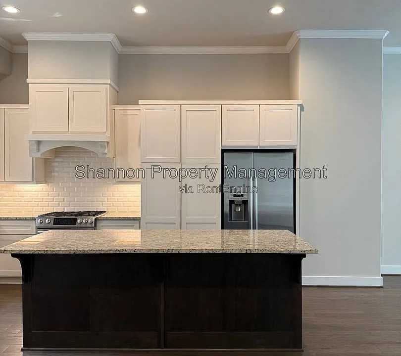 10915 Brookeshire Chase Ln