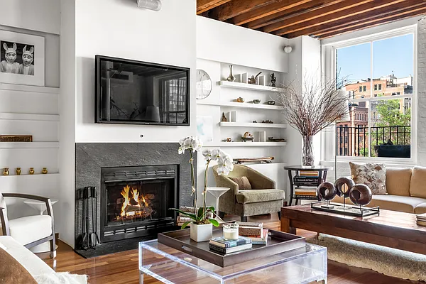 Sold by Douglas Elliman | media 19