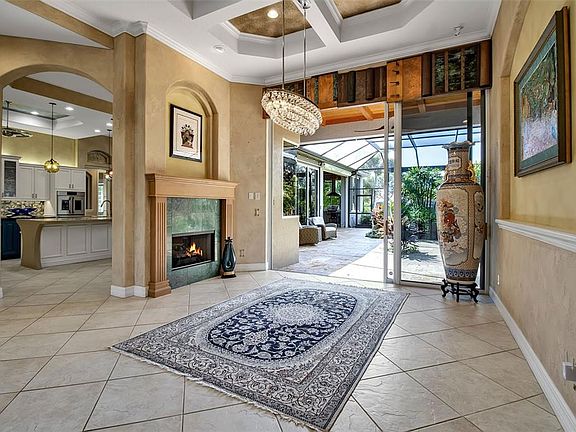 5th image of 8116 Lone Tree Gln