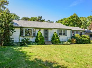 61 Laurel Rd, Centerville, MA 02632