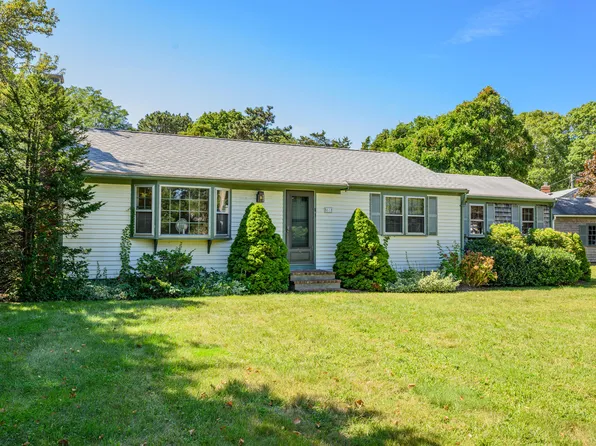 61 Laurel Road, Centerville, MA 02632