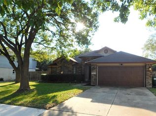 804 Meadow Creek Dr, Pflugerville, TX 78660