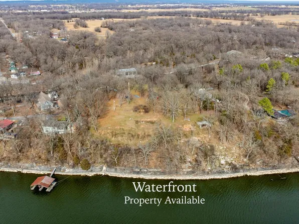 Moore Dr, Grove, OK 74344