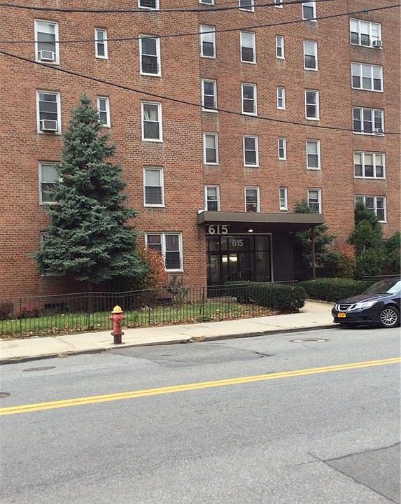 2nd image of 615 Warburton Ave APT 4D