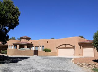 153 Via Sedillo Rd, Tijeras, NM 87059