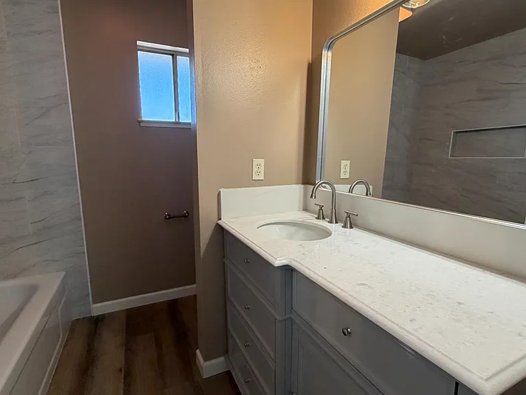 2514 E Andrews Ave — Photo 13
