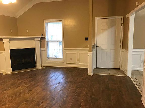 View of Living Room towards front door and breakfast area
