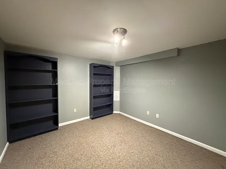 10500 Westfield Ln — Photo 19