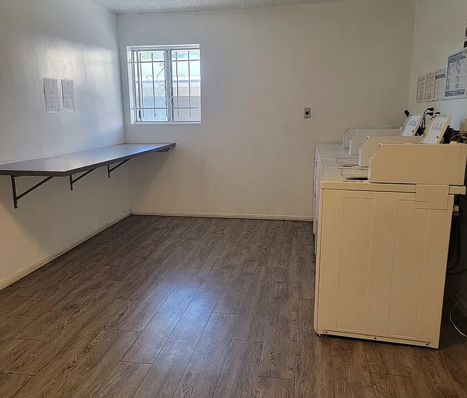 The Canyons at Santa Clarita Apartments — Photo 16