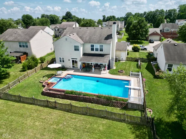 1892 Windsor Ln, Danville, IN 46122