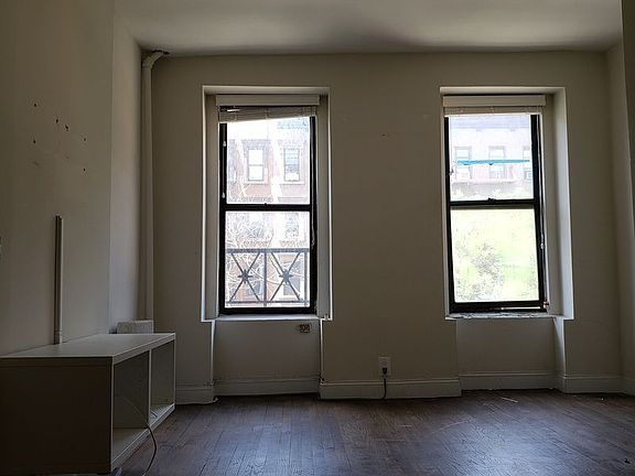 5th image of 1710 2nd Ave APT 3S