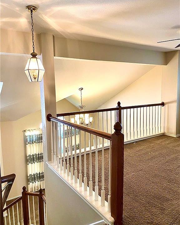 1st image of 1917 Cedar Bend Dr