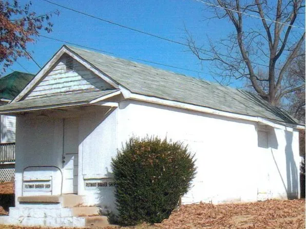 208 2nd Ave, Loretto, TN 38469