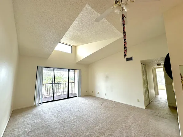 719 Sunny Pine Way #A3, Greenacres, FL 33415