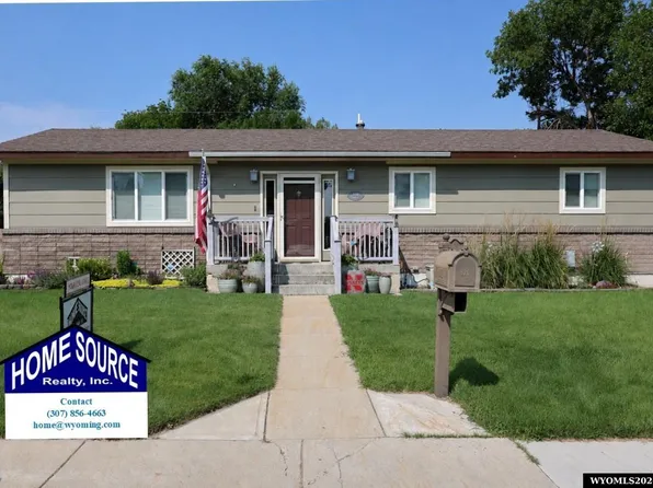 926 Westridge Dr, Riverton, WY 82501