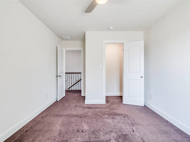 5728 Siragusa Dr — Photo 33