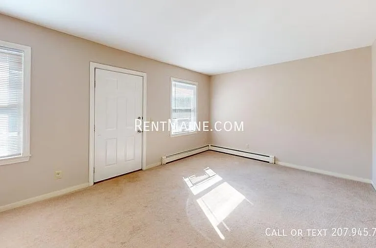 71 Valley View Ln #B — Photo 3