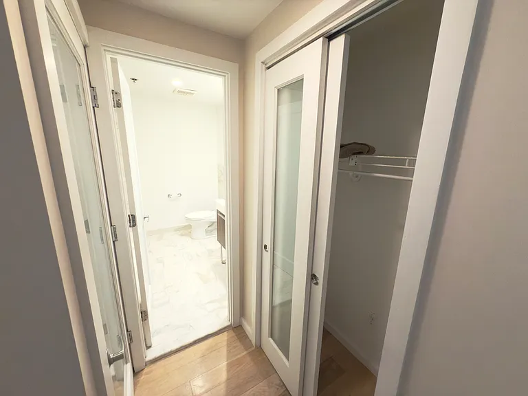 728 Market St #906 — Photo 34