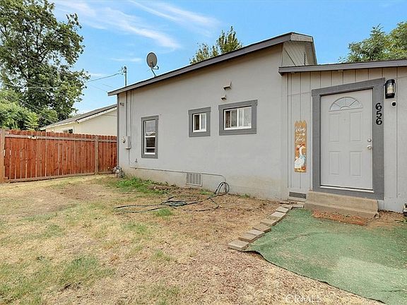 4th image of 656 Spruce Way