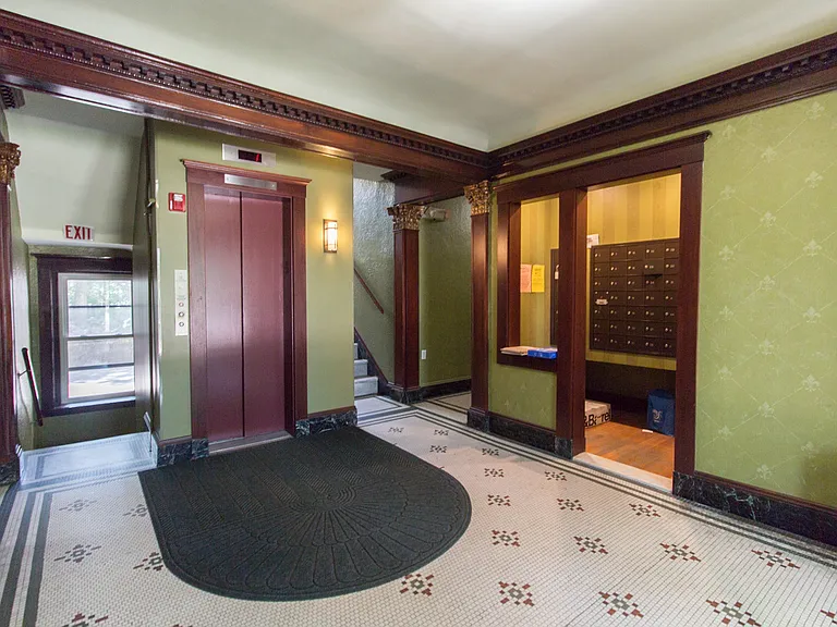 1376 Commonwealth Ave #21 — Photo 12