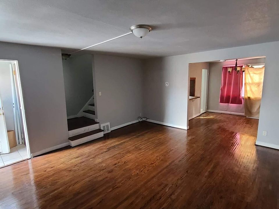 1st image of 63 Bennett Village Ter
