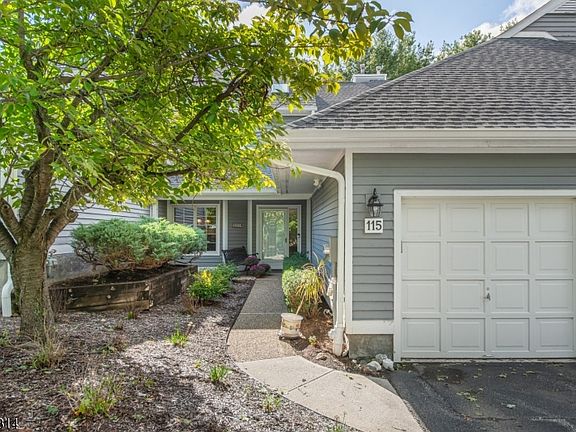 3rd image of 115 Ridge Dr