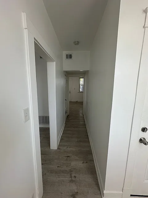 2 bed, 800 sqft, $1,500 — Photo 4
